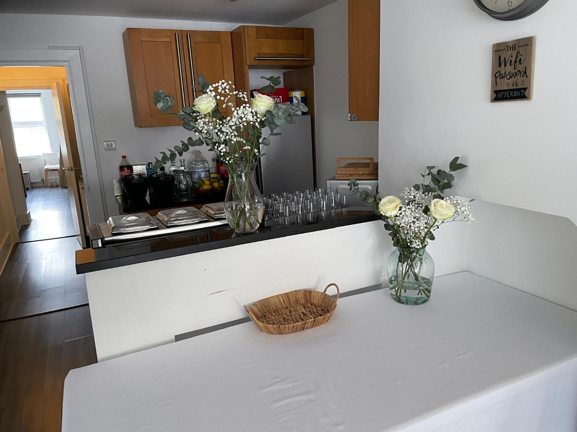 Bournemouth Hot Tub & Sauna Holiday Let Exterior photo