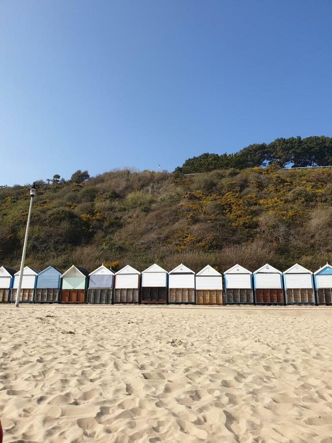 Bournemouth Hot Tub & Sauna Holiday Let Exterior photo