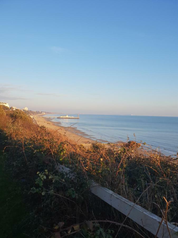 Bournemouth Hot Tub & Sauna Holiday Let Exterior photo