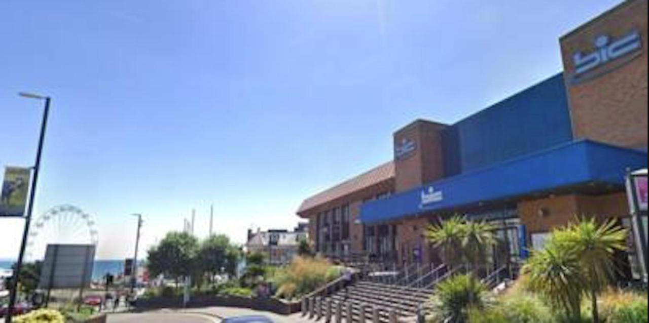 Bournemouth Hot Tub & Sauna Holiday Let Exterior photo